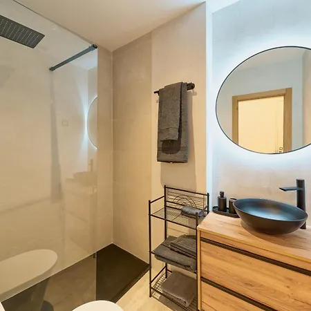 Smart Loft With Pool & Parking Jinetes * מאלגה