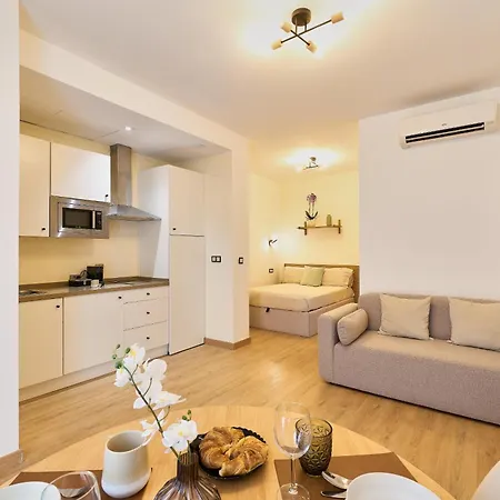 דירה Smart Loft With Pool & Parking Jinetes מאלגה